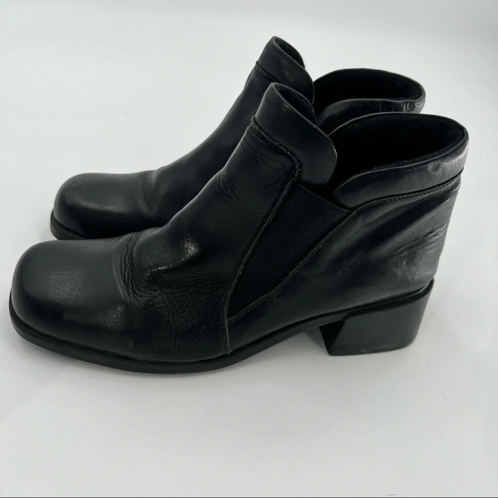 Spring Step black leather boots shoes size 6